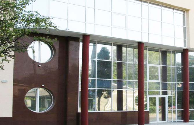 Круглі металопластикові вікна